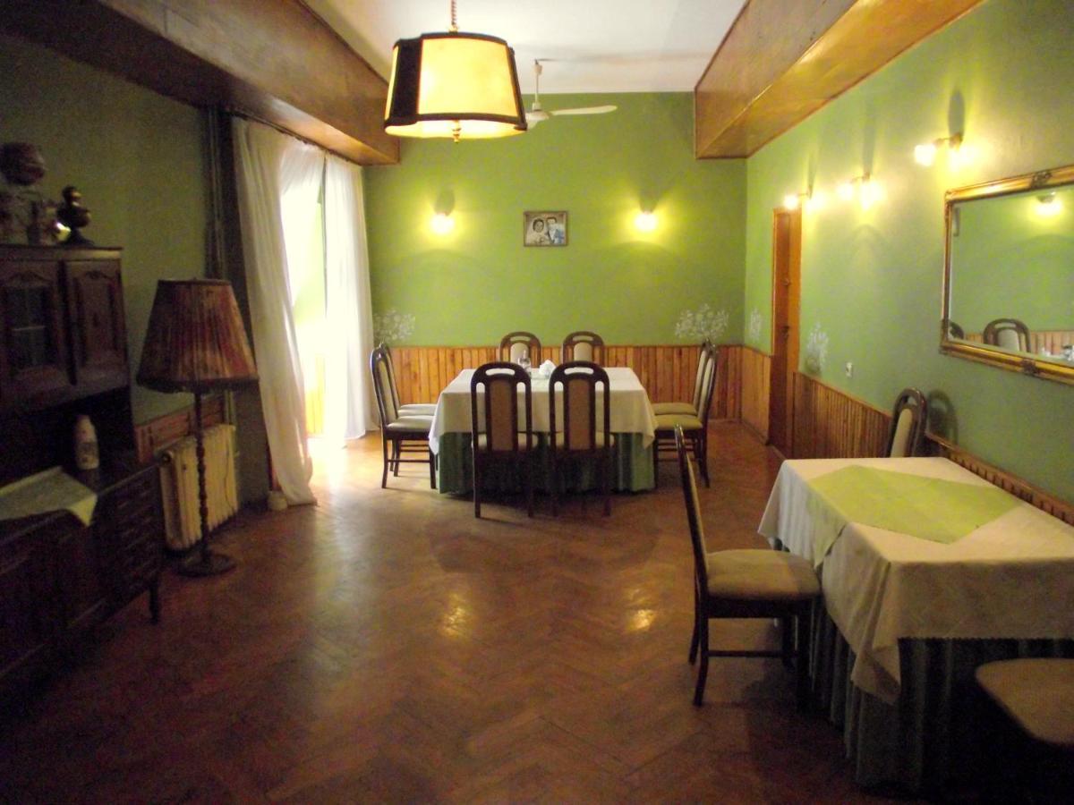 Zajazd Grodek Bujak Robert Naclegi I Restauracja Grodkow  Extérieur photo